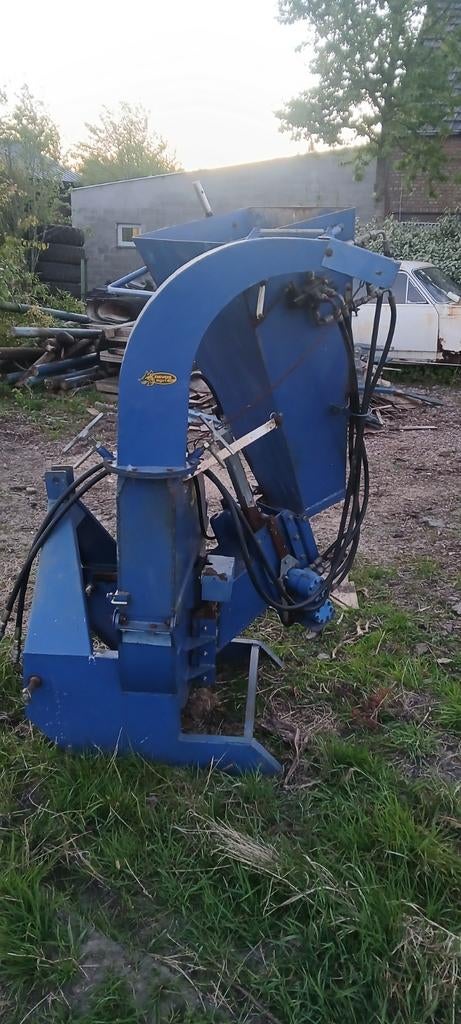 Hakselaar, Zakelijke goederen, Ophalen