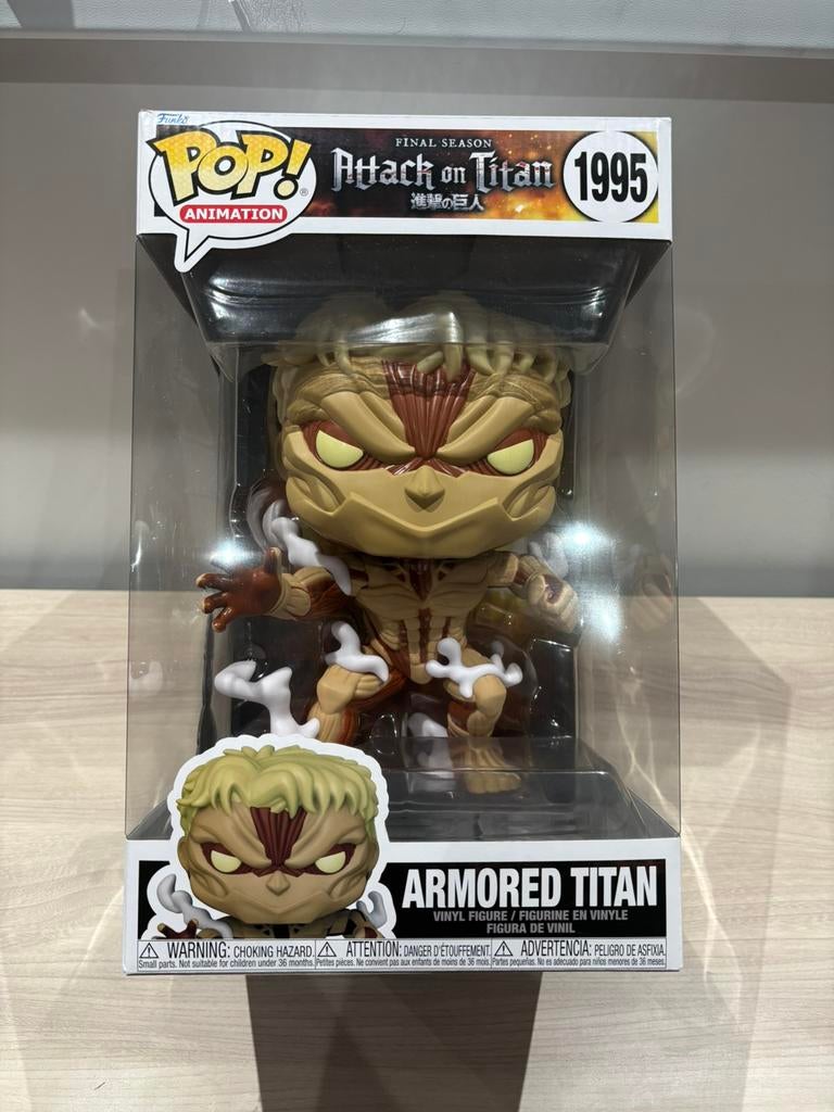 Funko Pop! Jumbo Armored Titan Super 1995 attack on titan, Verzamelen, Poppetjes en Figuurtjes, Zo goed als nieuw, Ophalen of Verzenden