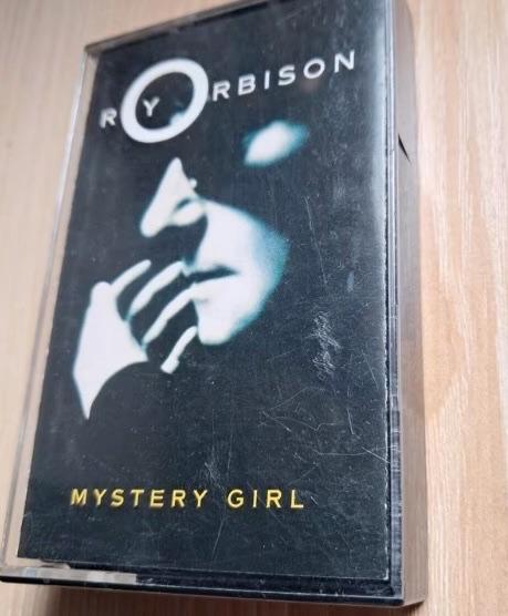 Cassette Mystery Girl de Roy Orbison, Enlèvement ou Envoi, Originale, Utilisé, 1 cassette audio