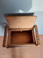 Siège de tabouret en osier, Enlèvement, Utilisé, Matériaux autres