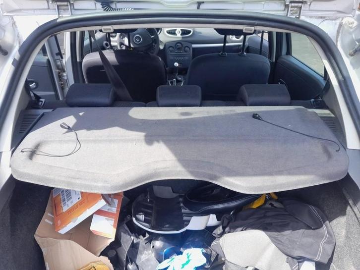 HOEDENPLANK Renault Clio III (BR / CR) (01-2005/12-2014), Auto-onderdelen, Interieur en Bekleding, Renault, Gebruikt