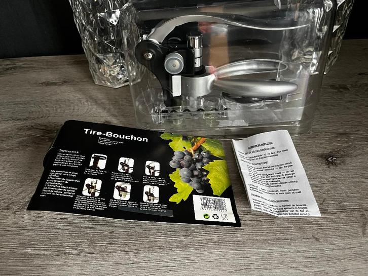 Kurkentrekker, flessenhouder, houten wijnkist, Verzamelen, Wijnen, Zo goed als nieuw, Ophalen of Verzenden