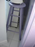Tabouret de bar en bois peint lilas, 1 tabouret, Comme neuf, Enlèvement, Bois