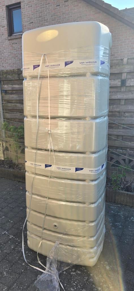 Nieuwe regenton 650L winkelprijs 300, Tuin en Terras, 150 liter of meer, Ophalen, Nieuw, Kunststof