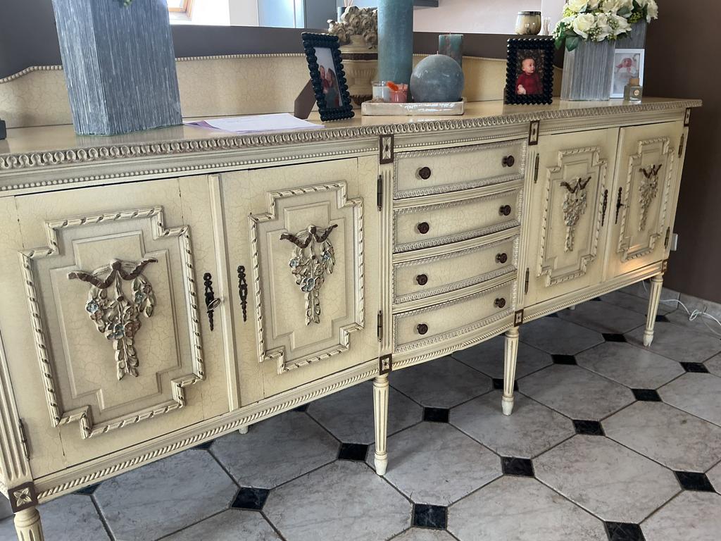 Mooie dressoir, Ophalen