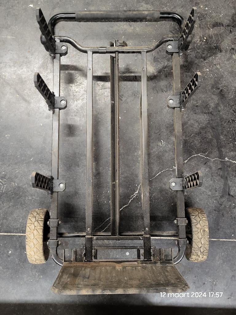 dewalt gereedschapswagen, Ophalen