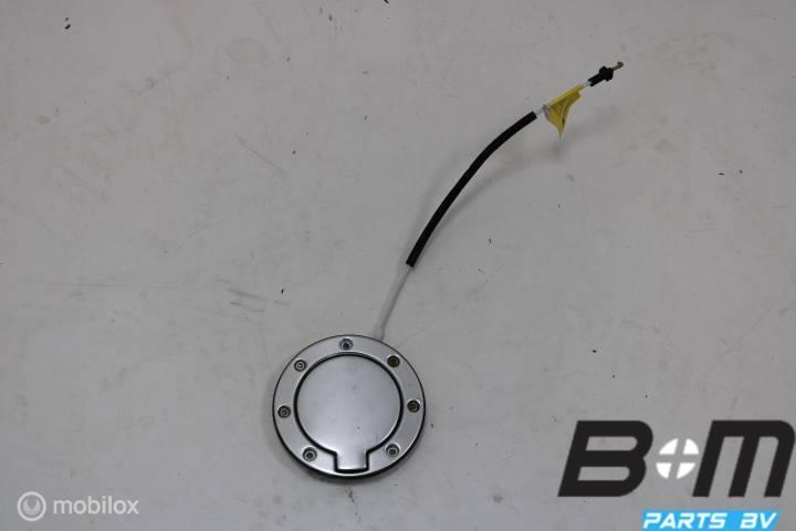 Tankklep Audi TT 8N Coupe 8N0809905B, Utilisé