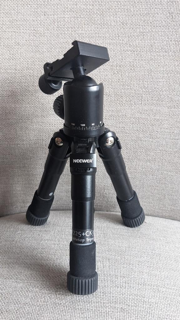 Neewer M225 ministatief  — compact en stabiel — 25€, Ophalen, Driepoot, Zo goed als nieuw, Minder dan 150 cm