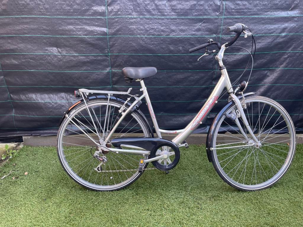 Damesfiets Quardo, Ophalen, Zo goed als nieuw