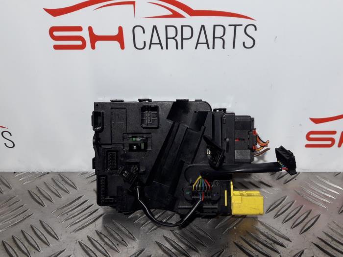 Moteur de vitre portière d'un Volkswagen Touran, Autos : Pièces & Accessoires, Volkswagen, -, 3 mois de garantie, Utilisé