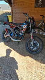 Sherco sm50 b-klasse, Fietsen en Brommers, Ophalen, Zo goed als nieuw