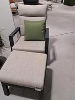 Loungestoelen met voetbankje, Ophalen