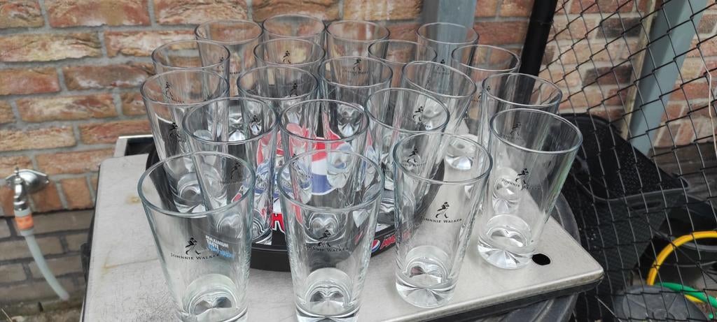 Verres à whisky Johnnie Walker 21 avec une base en diamant é, Collections, Verres & Petits Verres, Enlèvement