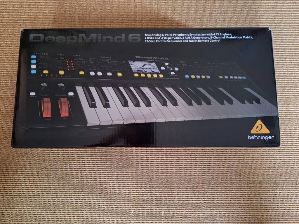 Behringer - Deepmind 6 - Synthesizer -  in heel goede staat, Muziek en Instrumenten, Ophalen of Verzenden