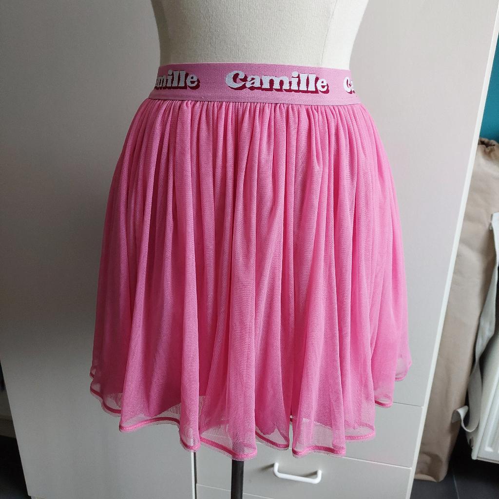 Jupe en tulle rose signée Camille pour 164/14 ans, Enfants & Bébés, Vêtements enfant | Taille 164, Utilisé, Fille, Robe ou Jupe