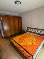 Tres belle chambre a coucher en bois massif, Ophalen, Zo goed als nieuw