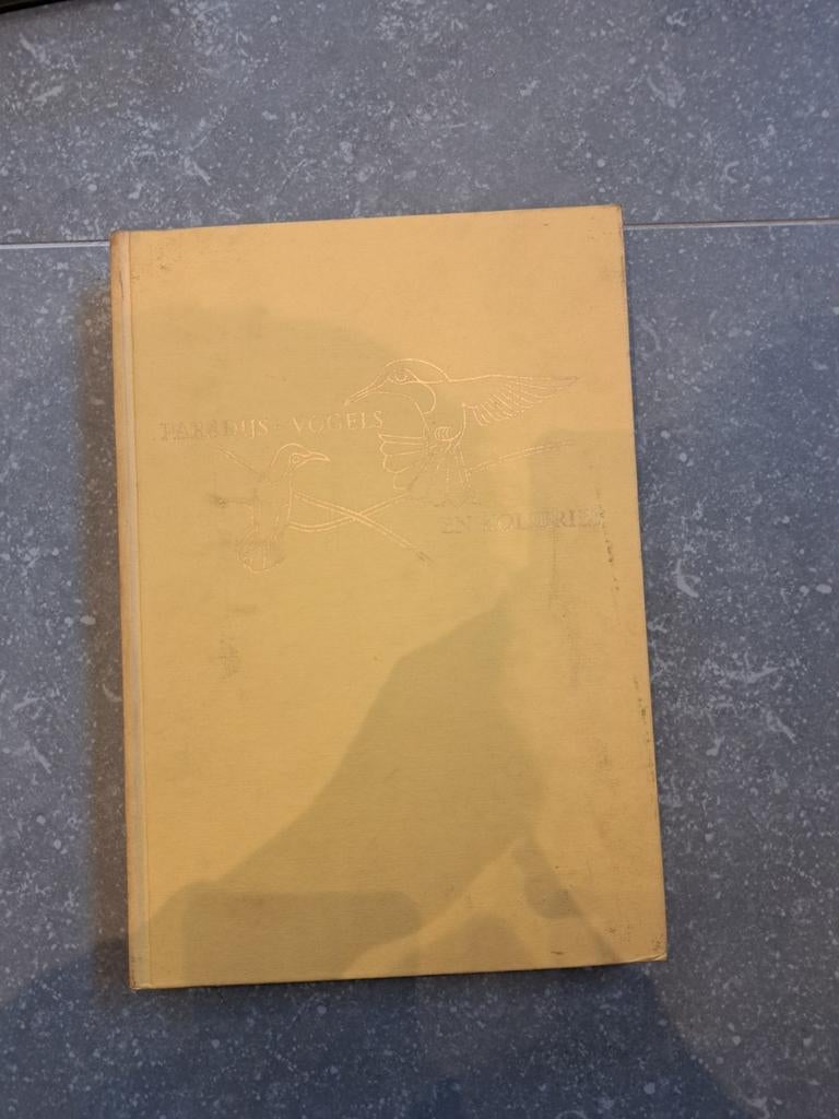 Paradijs-vogels en kolibries, Ophalen