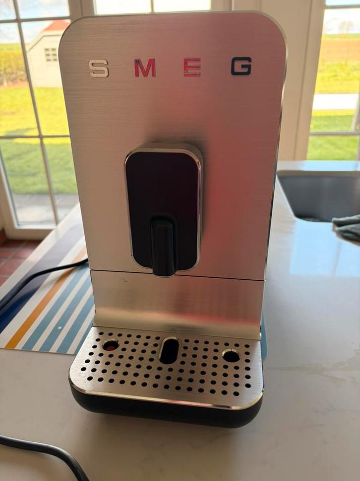 Machine à café Smeg, Electroménager, Accessoires de machine à café, Utilisé, Enlèvement