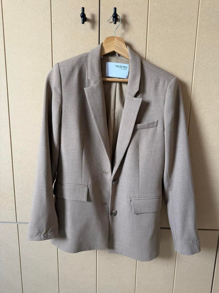 Damesblazer Selected Femme, Kleding | Dames, Jasjes, Kostuums en Pakken, Ophalen, Zo goed als nieuw, Maat 34 (XS) of kleiner
