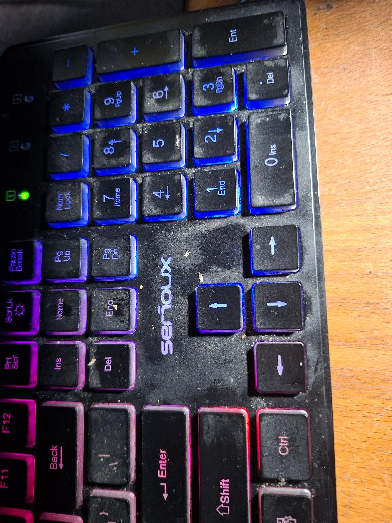 qwerty toetsenbord, Computers en Software, Toetsenborden, Ophalen, Qwerty, Gebruikt, Bedraad