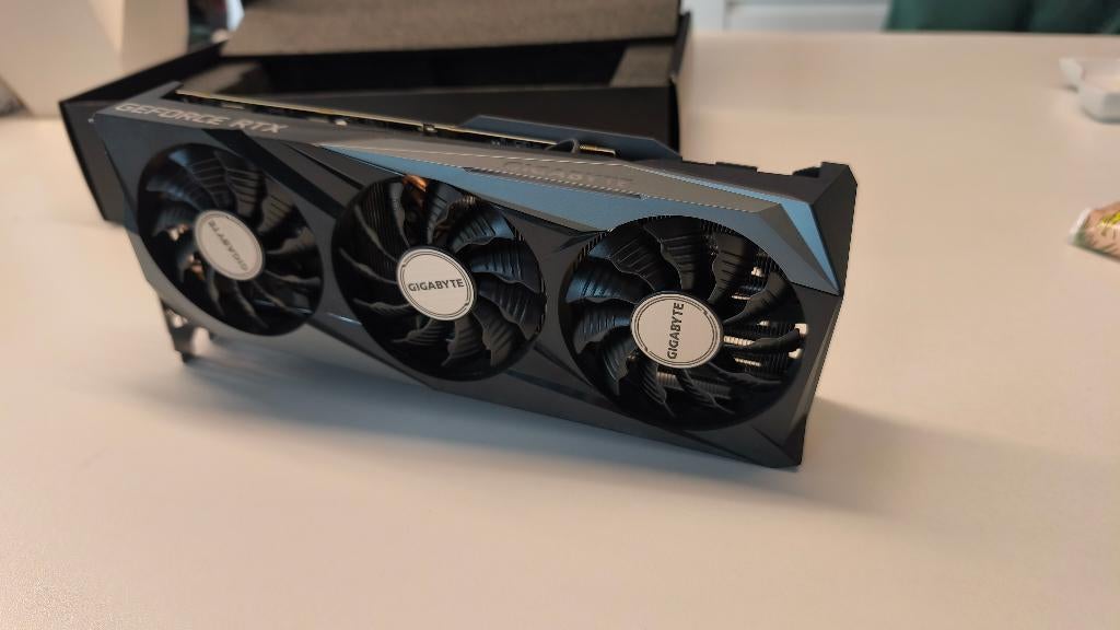Gigabyte RTX3070 GAMING OC 8G, Informatique & Logiciels, Cartes vidéo, GDDR6, PCI-Express 4, Enlèvement, Utilisé
