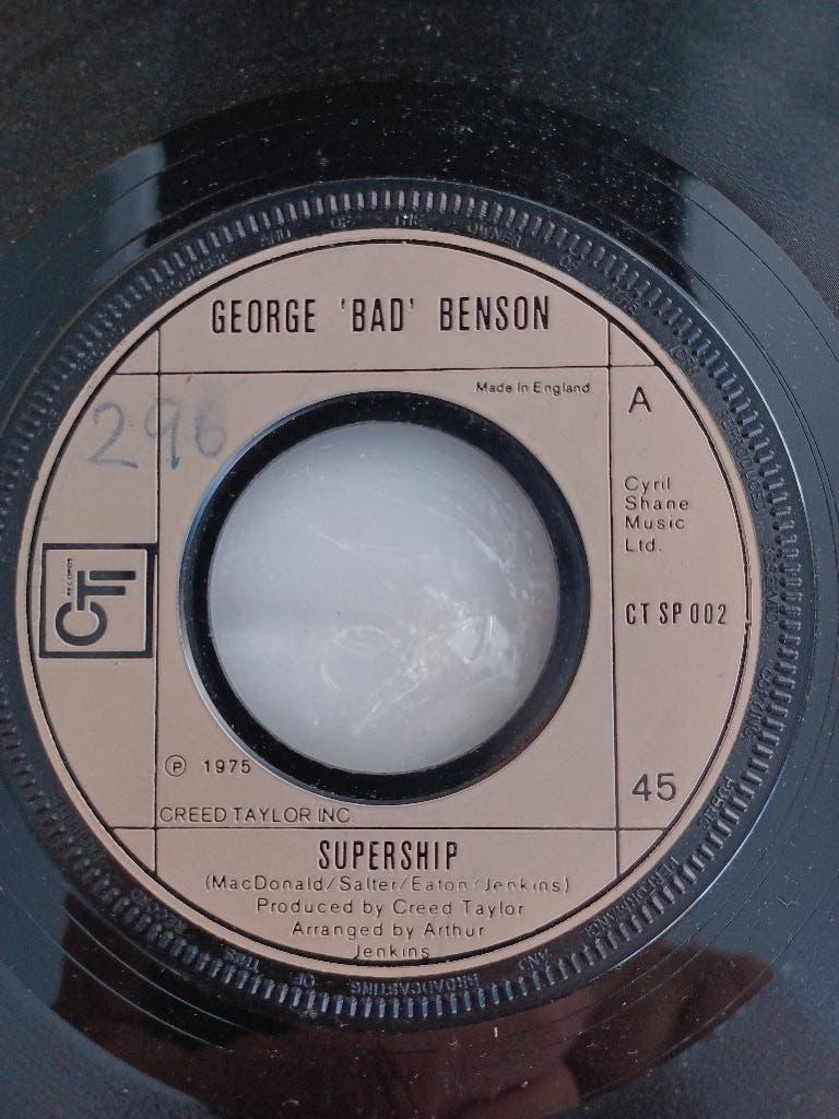 Latin jazz 45: George 'Bad' Benson – Supership, Gebruikt, 7 inch, Single, Ophalen of Verzenden
