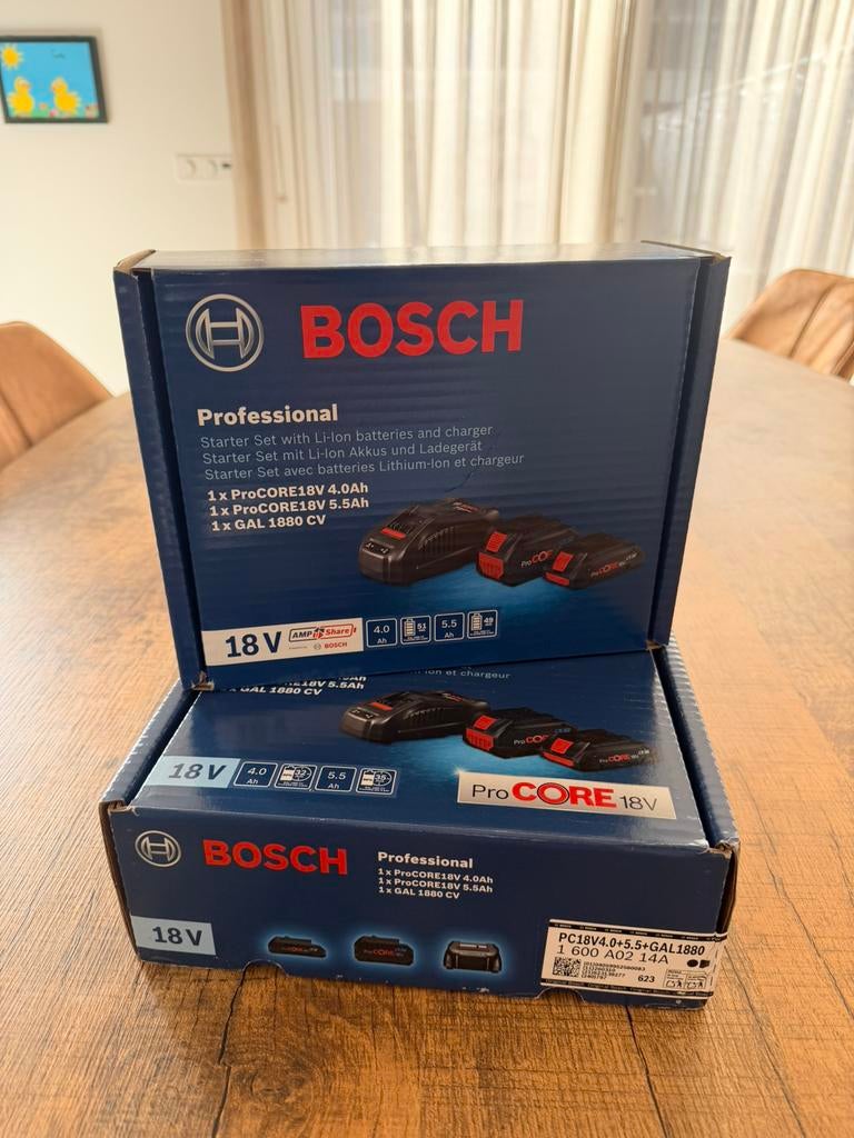 Bosch professional 4.0ah en 5.5ah accu met lader nieuw., Doe-het-zelf en Bouw, Gereedschap | Machine-onderdelen en Toebehoren