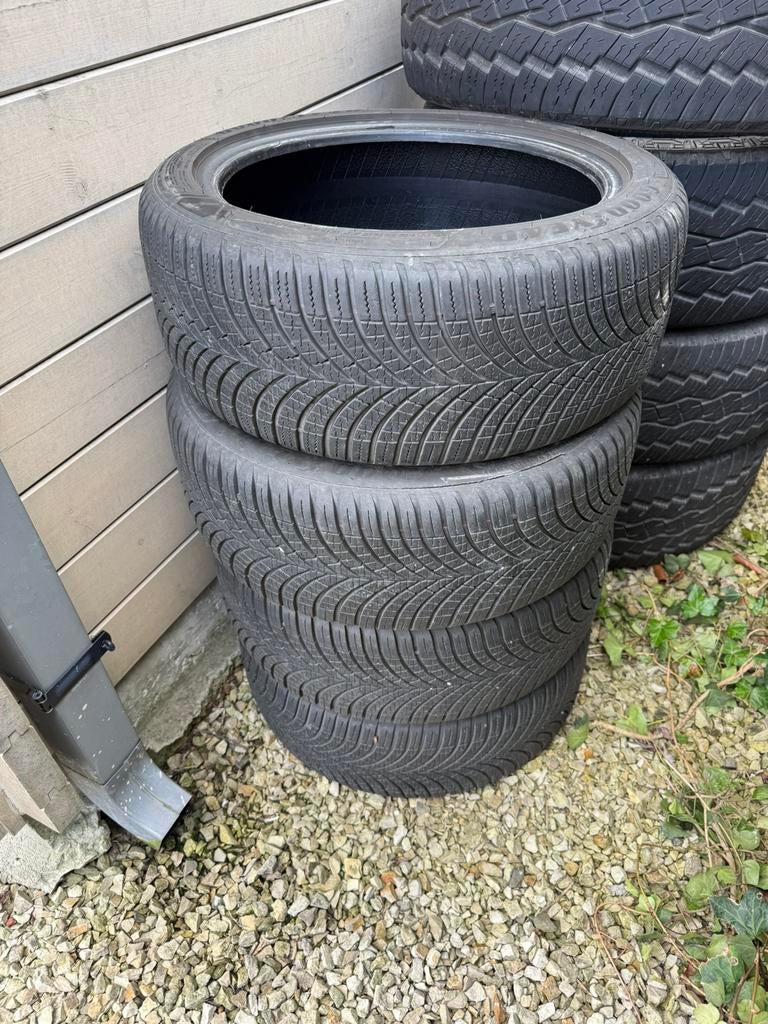 Audi A3 225/45r17 4-seizoensbanden, Auto-onderdelen, Banden en Velgen, Ophalen, Gebruikt, 17 inch, All Season