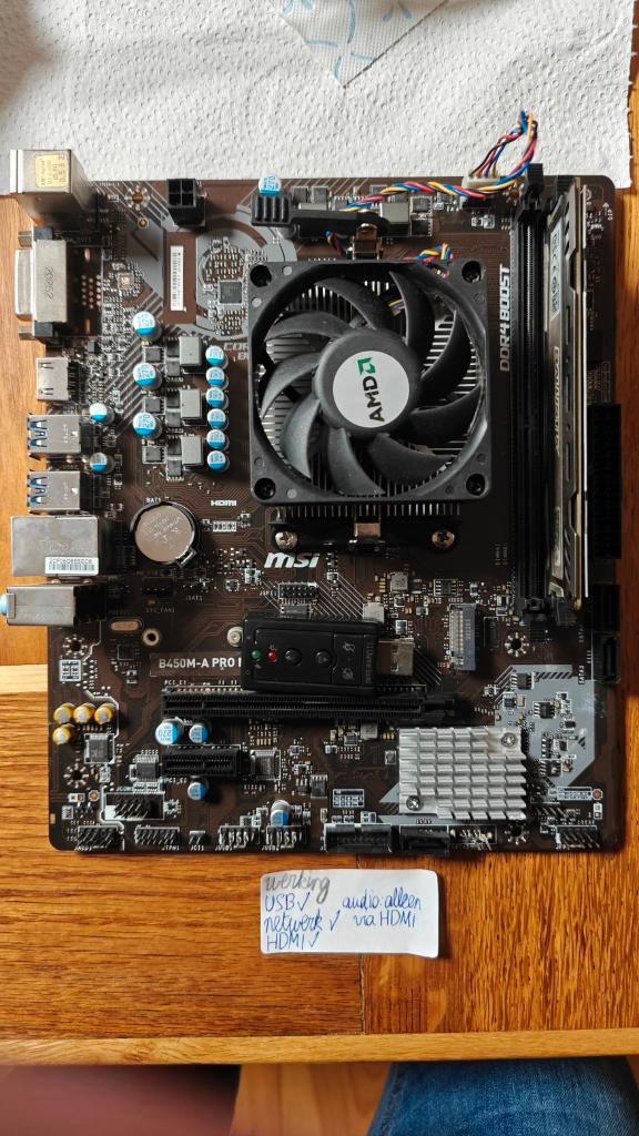 up to date AMD set MSI B450 + CPU + stock cooler 8GB DDR4, Computers en Software, Moederborden, Gebruikt, AMD, DDR4, Ophalen of Verzenden