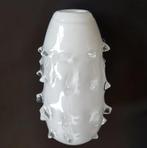 Italiaanse Rostrato handgeblazen glazen vaas, Enlèvement ou Envoi