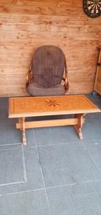 Table basse vintage en bois avec plaque de verre épaisse amo, Maison & Meubles, Tables | Tables de salon, Enlèvement