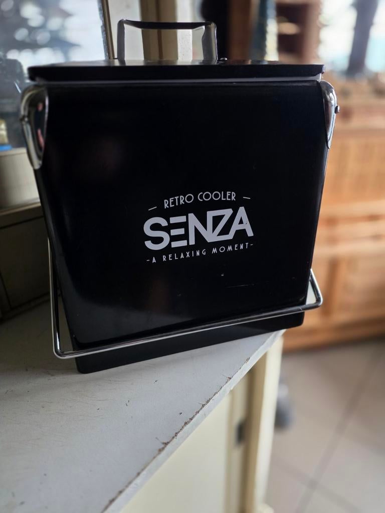 Retro koelbox met opener  flesjes, Ophalen of Verzenden, Koelbox