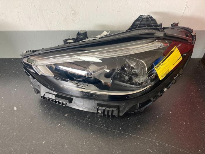 Phare gauche d'un Mercedes C-Klasse, Autos : Pièces & Accessoires, Éclairage, Mercedes-Benz, Utilisé, Enlèvement ou Envoi
