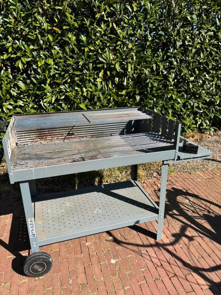 Central Park Houtskoolbarbecue, Tuin en Terras, Houtskoolbarbecues, Gebruikt, Ophalen