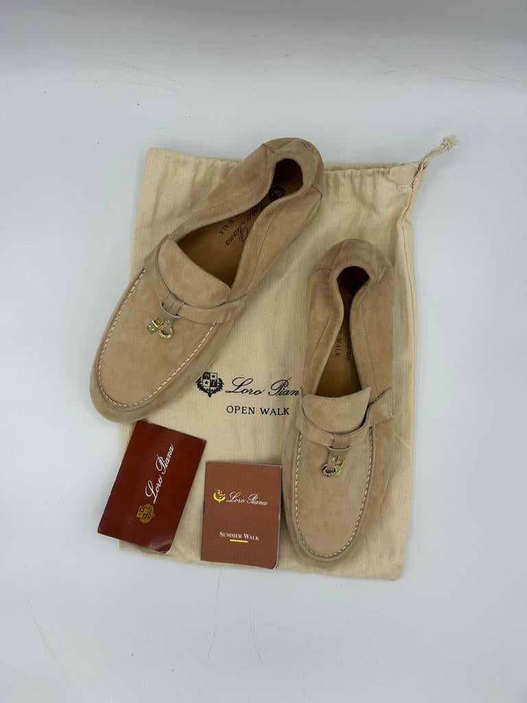 Loro Piana Summer Walk Suede Loafers Beige Pointure 38, Enlèvement ou Envoi, Beige, Comme neuf, Chaussures basses