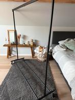 Nieuw kledingrek, Ophalen, Nieuw