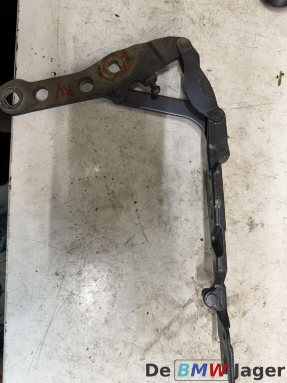 Motorkap scharnier rechts BMW 3-serie E46) 41617028578, Autos : Pièces & Accessoires, Petit matériel, BMW, Utilisé, Enlèvement ou Envoi