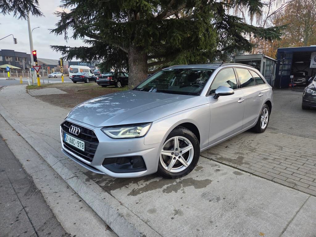 Audi A4 AVANT 2.0TDI 12/2019 Euro6-dT automaat, Auto's, Audi, Stof, 4 cilinders, A4, 5 deurs