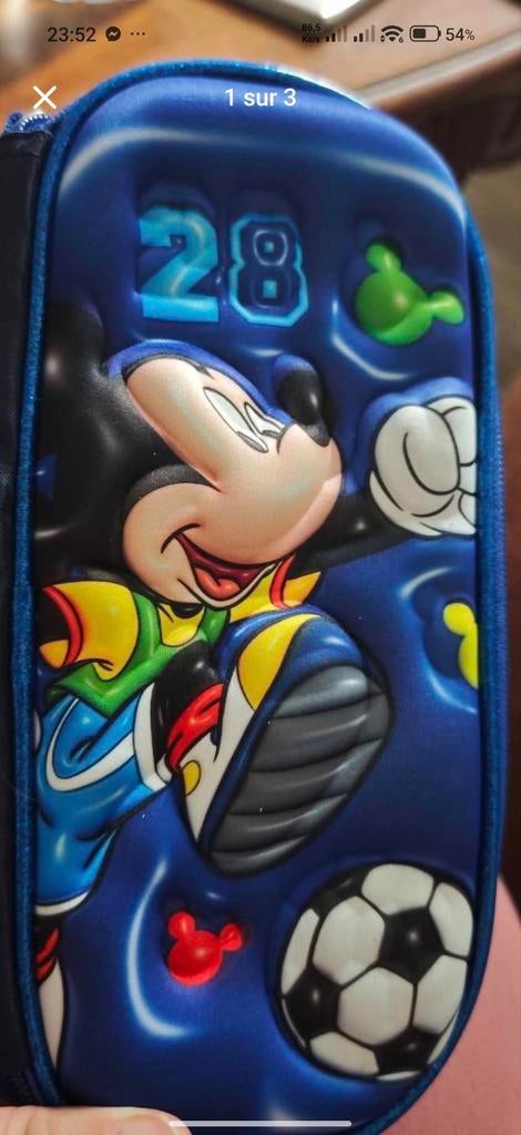 Cartable Mickey, Enlèvement