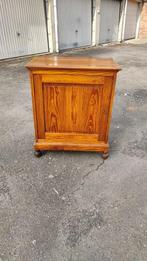 Ancien petit meuble de métier, Enlèvement