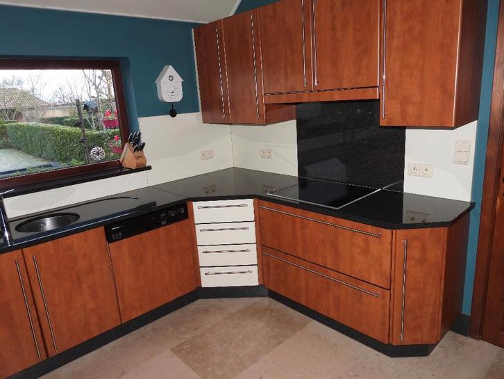 Cuisine ILWA, Maison & Meubles, Cuisine | Cuisines complètes, Comme neuf, Brun, Granit ou Pierre, Enlèvement