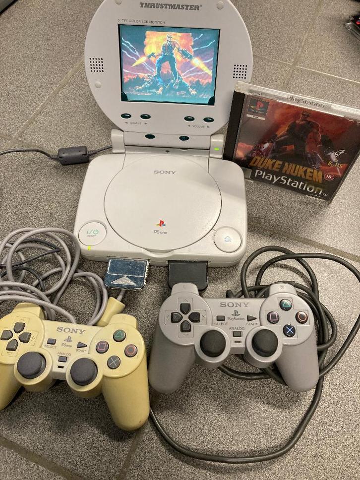PS1 + LCD + Games, Consoles de jeu & Jeux vidéo, Jeux | Sony PlayStation 1, Utilisé, Enlèvement ou Envoi
