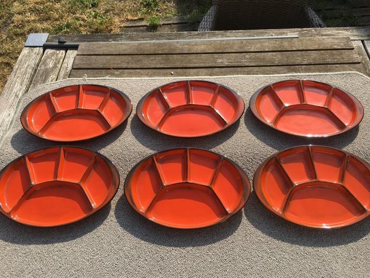 6 assiettes à fondue vintage, Antiquités & Art, Curiosités & Brocante, Enlèvement ou Envoi