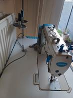 naaimachine met tafel, Ophalen, Zo goed als nieuw, Naaimachine, Overige merken