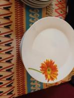Geassorteerde serviesset voor op tafel, Huis en Inrichting, Keuken | Servies, Ophalen