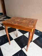 Italiaans bijzettafeltje, Antiek en Kunst, Ophalen