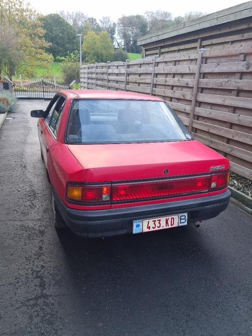 Auto Mazda, Auto's, Mazda, Particulier, Benzine, Berline, 4 deurs, Handgeschakeld, Rood, Grijs, Stof, Voorwielaandrijving, Ophalen