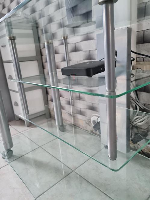 Modern tv-meubel van glas, aluminium, Huis en Inrichting, Kasten |Televisiemeubels, Zo goed als nieuw, Minder dan 100 cm, 100 tot 150 cm
