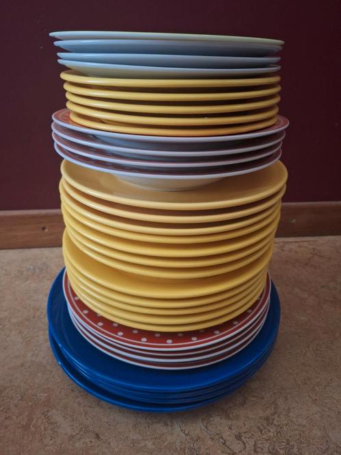 Mix borden set 33 stuks, Huis en Inrichting, Keuken | Servies, Bord(en), Ophalen