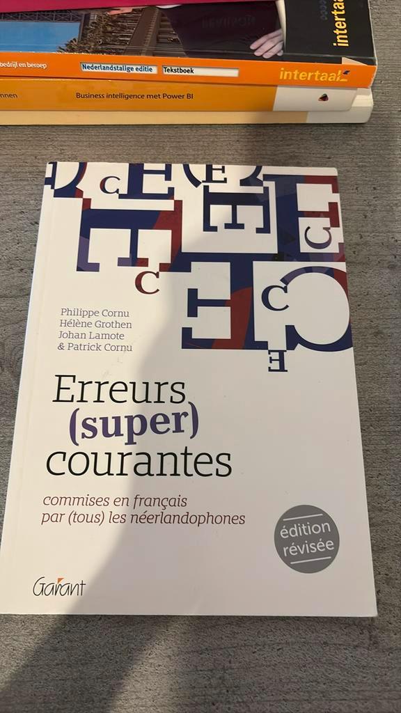 Hélène Grothen - Erreurs (super) courantes, Boeken, Wetenschap, Ophalen of Verzenden
